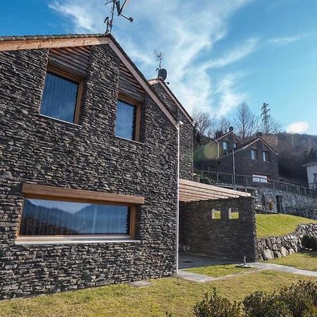 Magic Lake View With Beautiful Pool Area Bellano Exterior foto