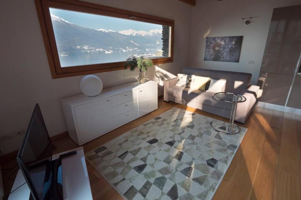 Magic Lake View With Beautiful Pool Area Bellano Exterior foto