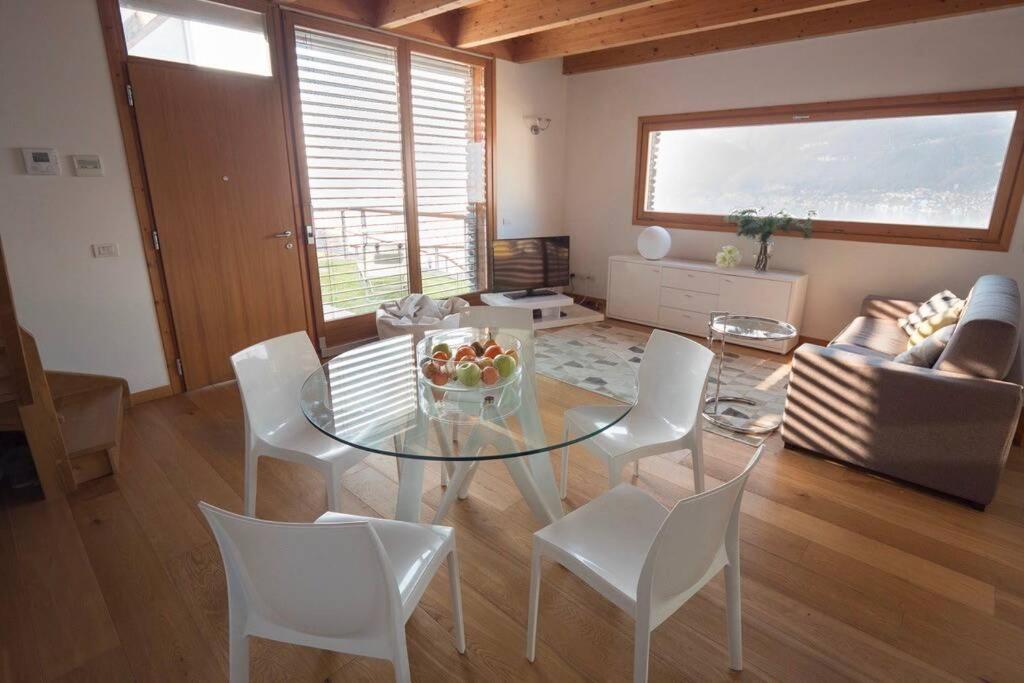 Magic Lake View With Beautiful Pool Area Bellano Exterior foto